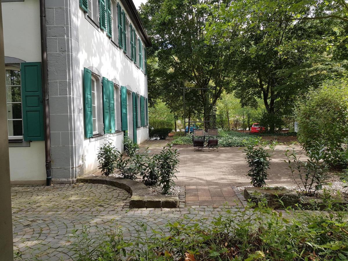 Ehem. Sommerresidenz Von Fuerst Friedrich Iii. App.1 Und App.2 Kirn Luaran gambar